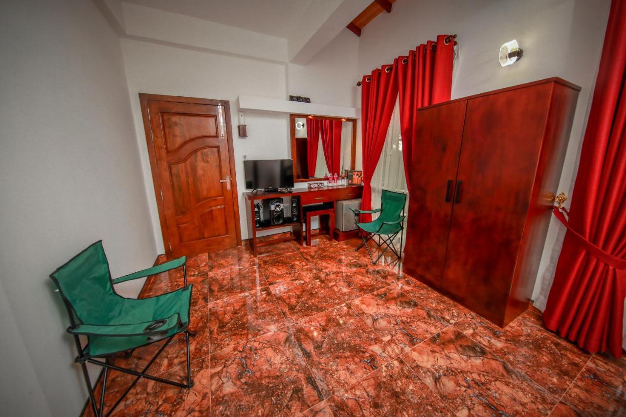 Y&Y Residence Kandy Kültér fotó